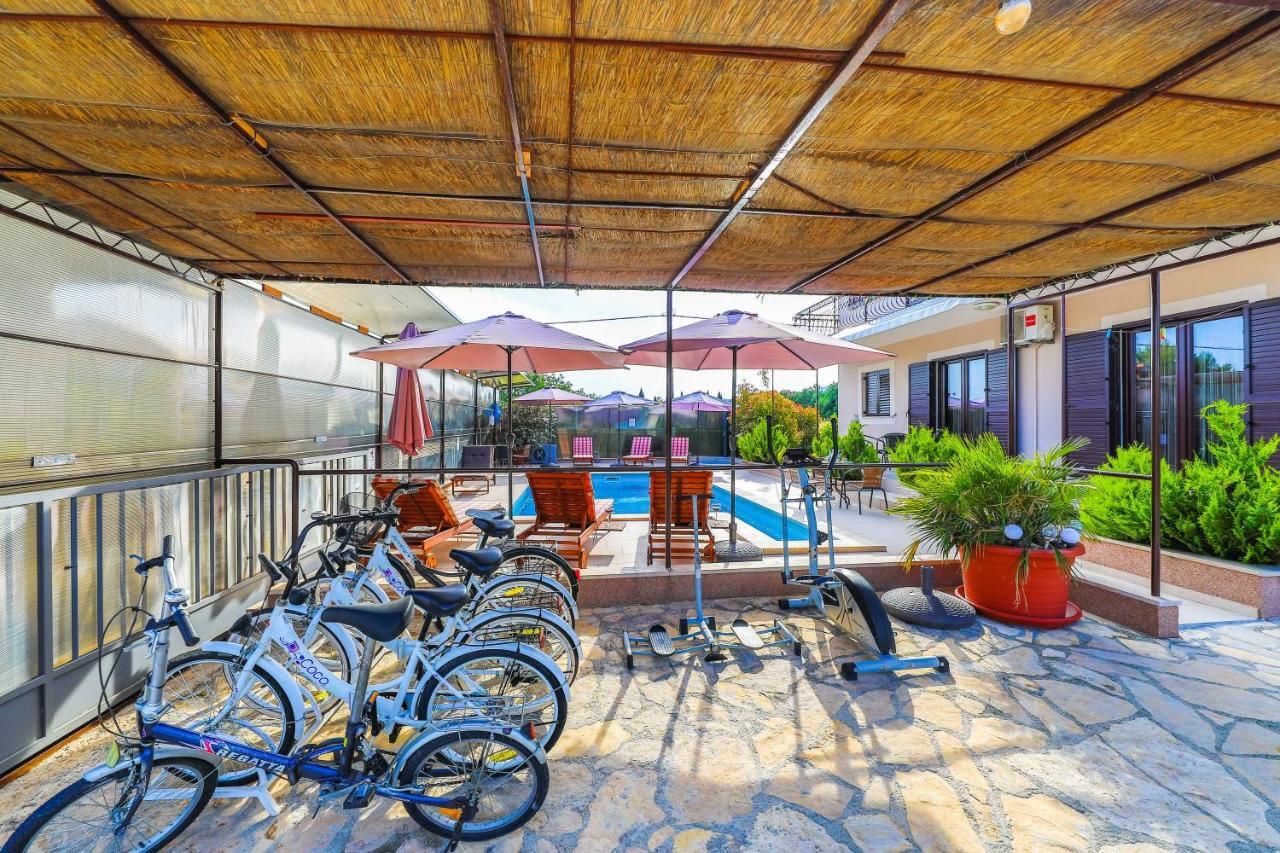 Villa Marica Kaštela المظهر الخارجي الصورة